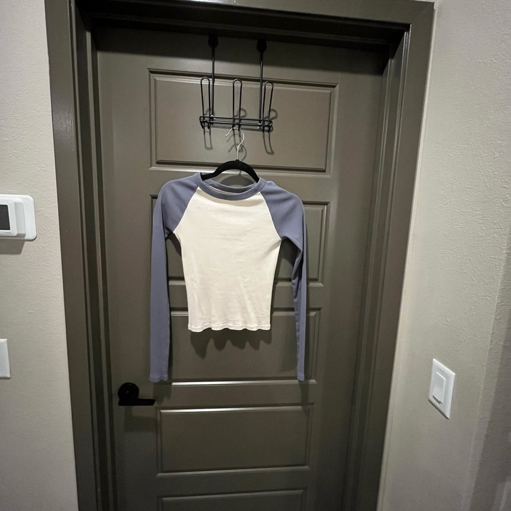 Brandy Melville Women's Blue and Cream Shirt